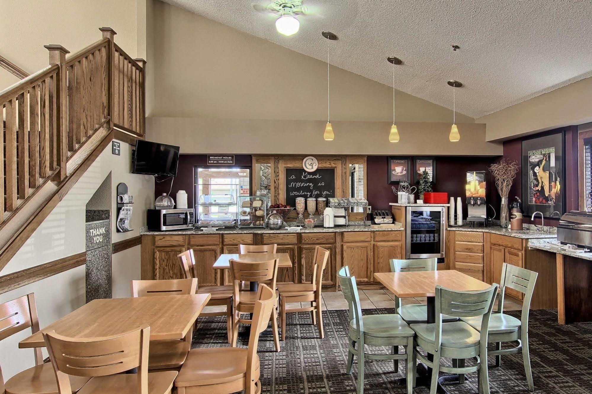 Blossom Hotel & Suites Traverse City Ngoại thất bức ảnh