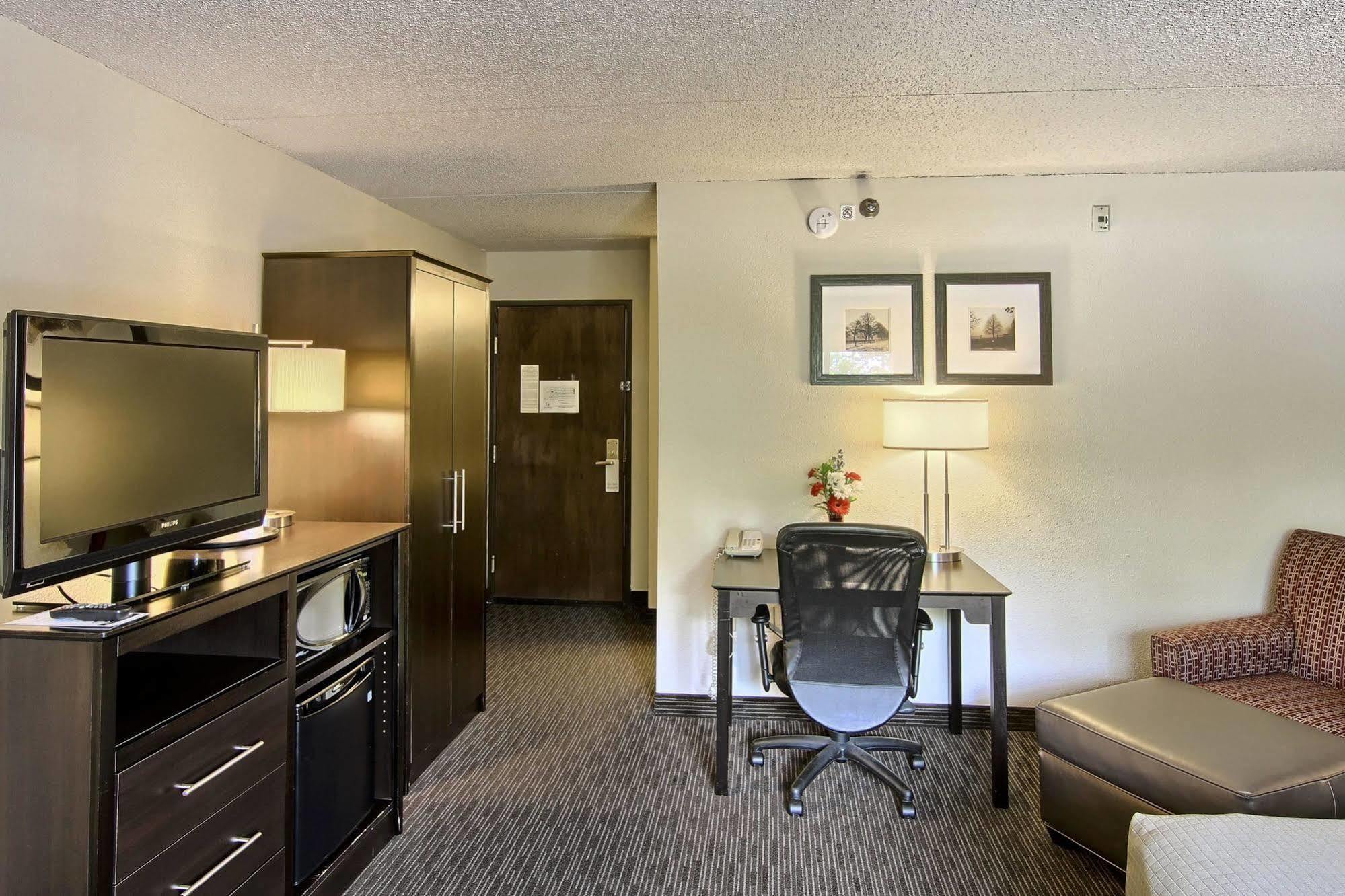 Blossom Hotel & Suites Traverse City Ngoại thất bức ảnh