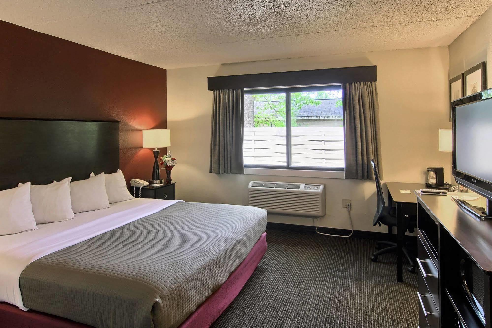 Blossom Hotel & Suites Traverse City Ngoại thất bức ảnh