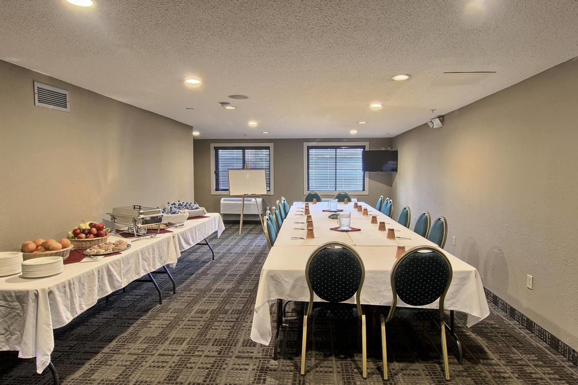 Blossom Hotel & Suites Traverse City Ngoại thất bức ảnh